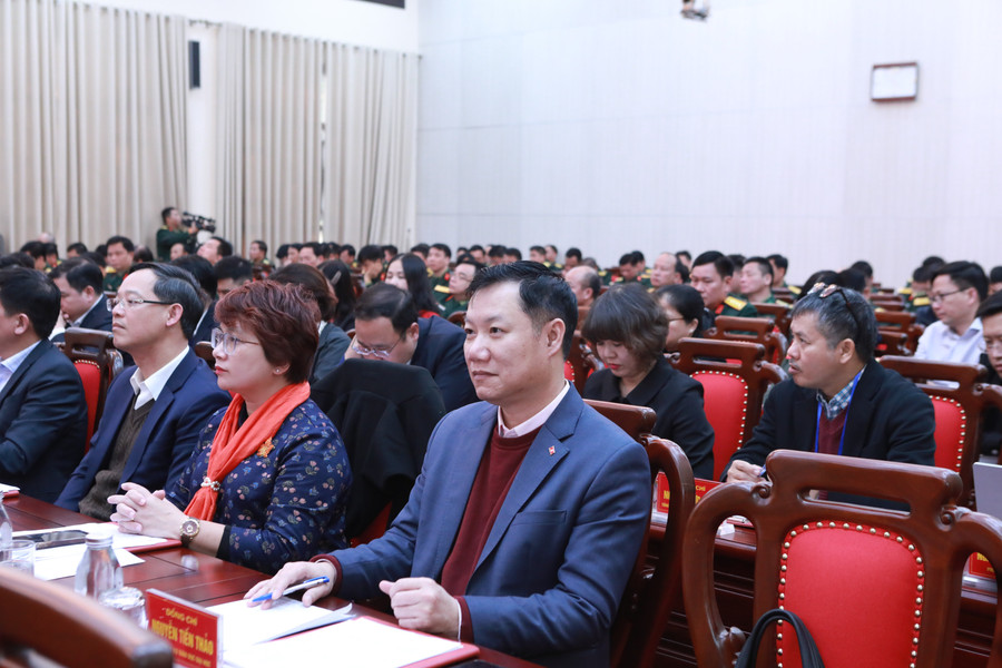Các đại biểu thuộc Bộ GD&ĐT tham dự hội nghị. a8.jpg