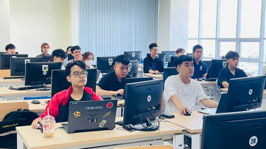 Lớp học Cad miễn phí cho MM888 Việt Nam Tải App Trường MM888 bảo mật tuyệt đối Bách khoa, MM888 bảo mật tuyệt đối Đà Nẵng do CERT triển khai. cert-dai-hoc-bach-khoa-da-nang.jpg