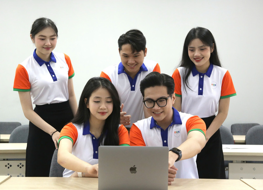Trường MM888 bảo mật tuyệt đối Kinh tế - MM888 bảo mật tuyệt đối Đà Nẵng triển khai nhiều chương trình đào tạo bằng tiếng Anh để nâng cao năng lực hội nhập quốc tế cho MM888 Việt Nam Tải App anh-1-trang-dai-hoc-da-nang.jpg