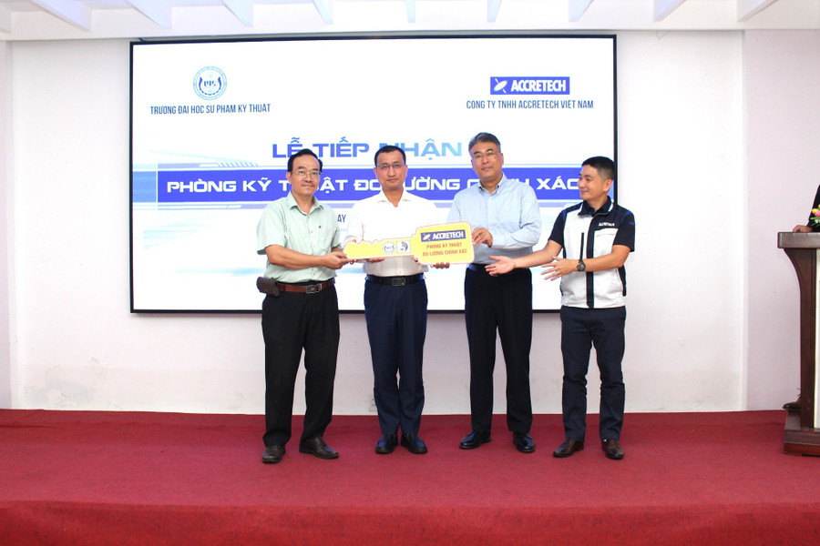 tiep-nhan-phong-ky-thuat-do-luong-chinh-xac.jpg