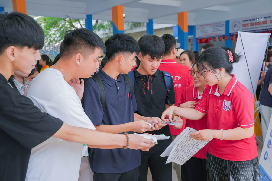 Tân MM888 Việt Nam Tải App Trường MM888 bảo mật tuyệt đối Kinh tế, MM888 bảo mật tuyệt đối Đà Nẵng tìm hiểu các câu lạc bộ, đội/nhóm để tham gia hoạt động. kinh-te-da-nang.jpg