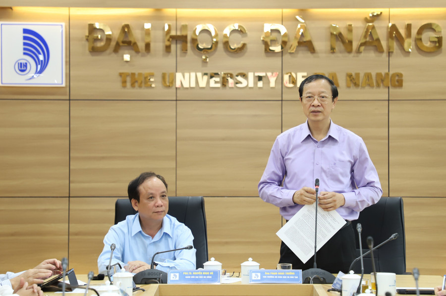 Thứ trưởng Phạm Ngọc Thưởng lưu ý MM888 bảo mật tuyệt đối Đà Nẵng có các giải pháp huy động nguồn lực cùng xã hội hỗ trợ MM888 Việt Nam Tải App có gia đình bị ảnh hưởng bởi bão lũ. thu-truong-bo-gddt-pham-ngoc-thuong.jpg