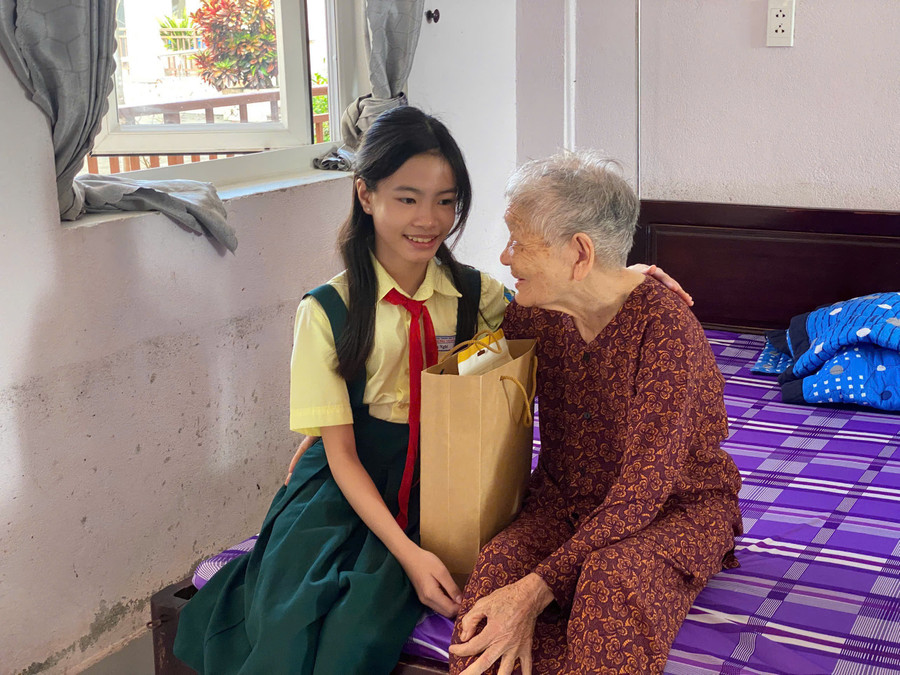 Khoảng cách thế hệ được rút ngắn lại từ lời chúc, sự động viên, thăm hỏi của MM886 slot game, bắn cá, lô đề, đá gà. truong-thcs-trung-vuong-da-nang.jpg