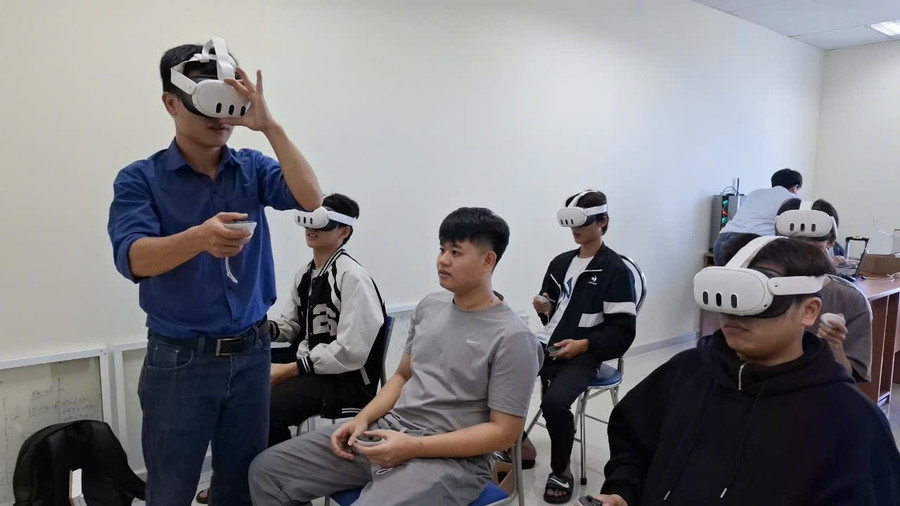 Trải nghiệm của MM888 Việt Nam Tải App chuyên ngành Kỹ thuật & Quản lý xây dựng Đô thị thông minh qua tiết học Nhập môn ngành. khoa-xay-dung-cong-trinh-thuy-nhap-mon-nganh.jpg