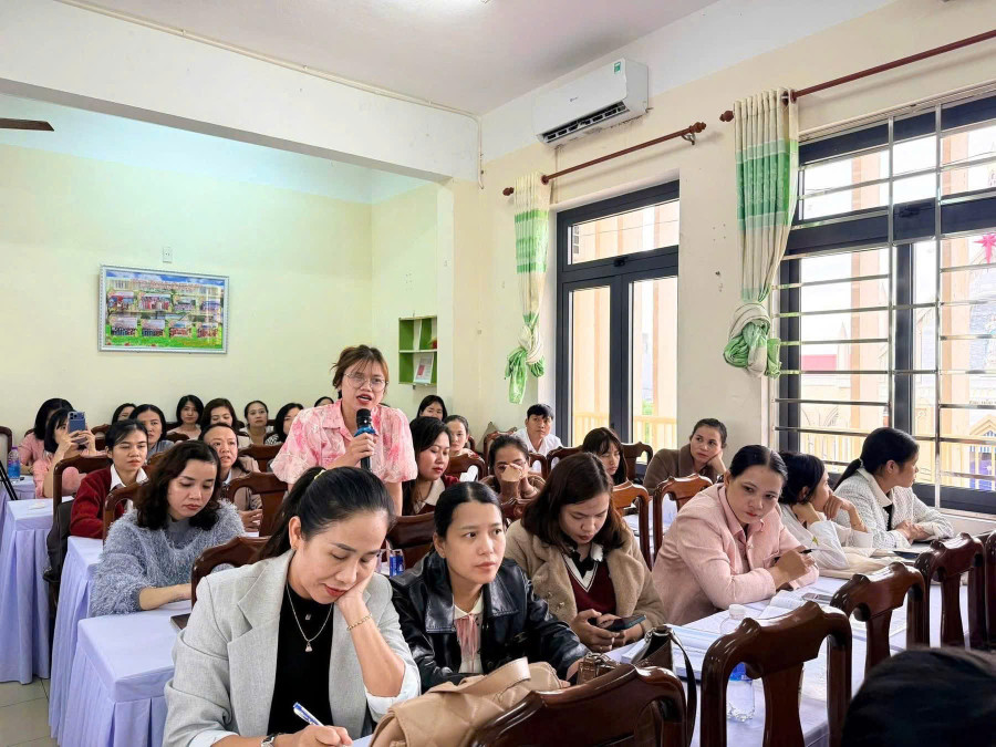 Trung Tâm Đăng Nhập MM88 Chính Thức Mới tiếng Anh trong cụm chuyên môn 5 trao đổi sau dự giờ tiết dạy và sinh hoạt chuyên đề. sinh-hoat-chuyen-mon-theo-cum-truong.jpg