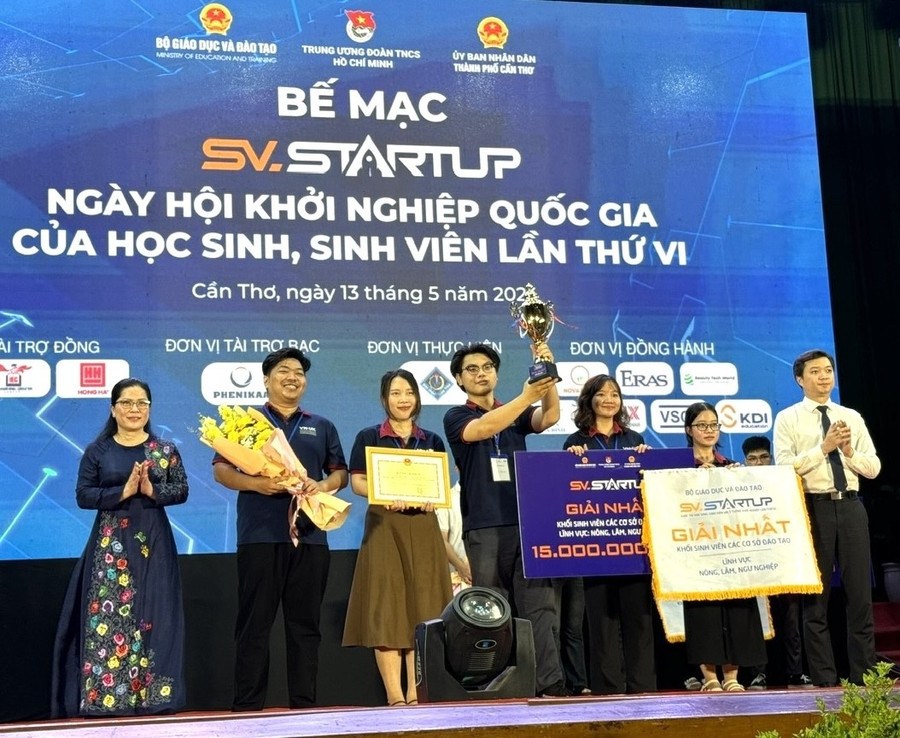 anh-2-dh-da-nang-bao-gdtd-bai-1-1.jpg